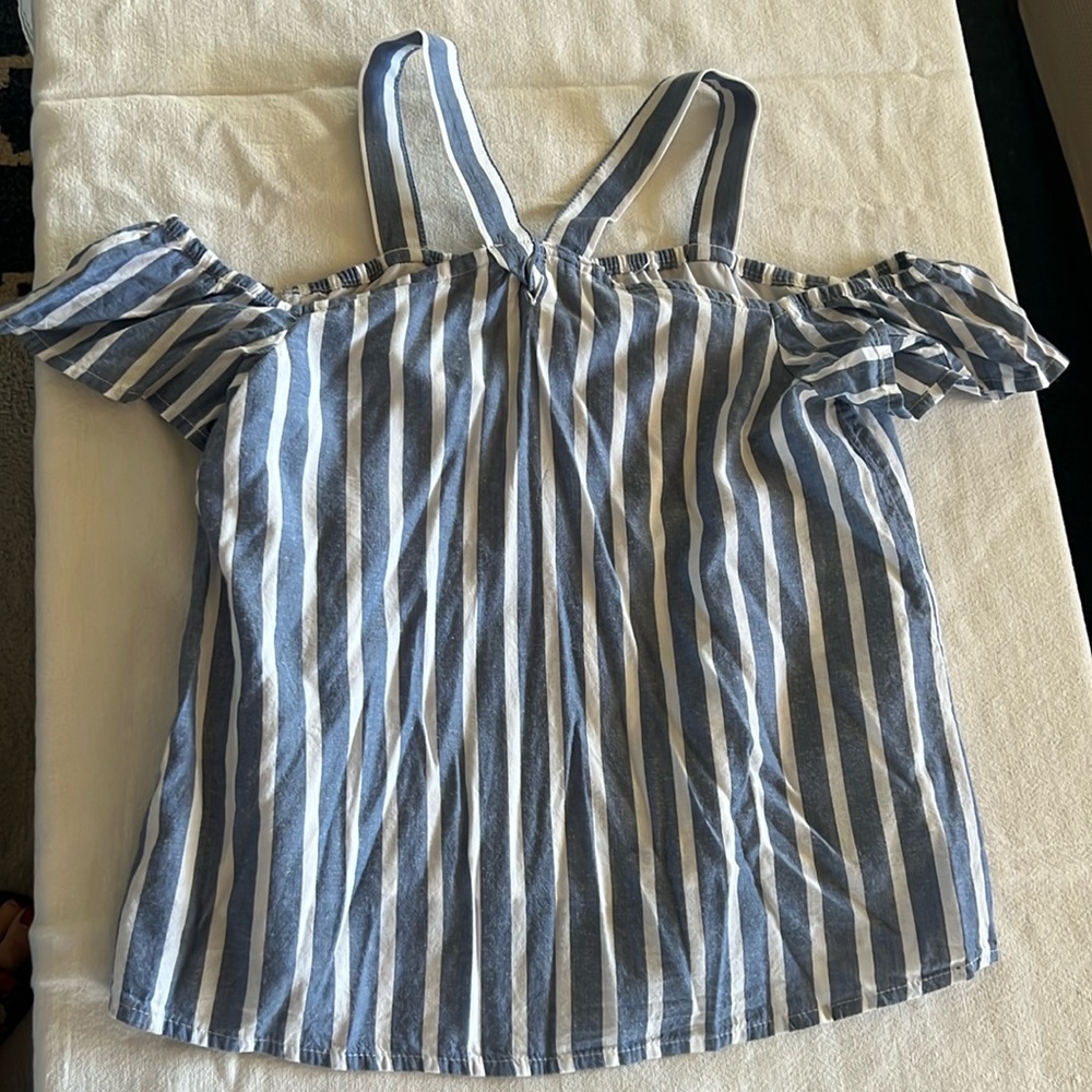 Off the shoulder abercrombie kids top-lined
